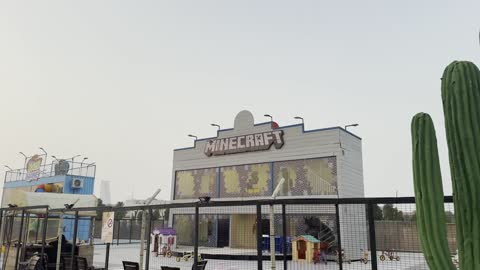 مقاهي وأماكن لعب للأطفال في موسم جدة، ونتر وندر لاند فى حي الشاطئ بجدة، المملكة العربية السعودية يوم ١٩ من ديسمبر 2025 ، ألعاب ترفيهية وتجارب تفاعلية ،عروض حية واضاءات ممتعه ، أجواء ثلجية احتفالية