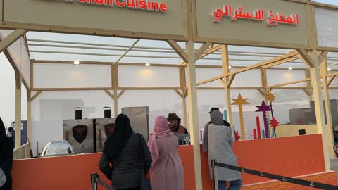 تجربة ثقافية متكاملة للعائلات ومحبي الطعام، المطبخ الاسترالي في مهرجان إثراء للطعام يقام في حدائق مركز الملك عبد العزيز الثقافي العالمي من ٢٢ ديسمبر حتى ع يناير ٢٠٢٦ في المملكة العربية السعودية، ورش عمل، عروض طهي حية، ومسابقات، بالإضافة إلى سوق للطعام