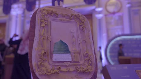 عرض نموذج من مشروع ناشئ في قاعة المؤتمر العالمي لريادة الأعمال من 21 إلى 23 ديسمبر 2025 في مركز الملك عبدالعزيز الدولي للمؤتمرات في الرياض، دعم المملكة العربية السعودية للمشاريع الناشئة، مناقشة الابتكار والتقنية الحديثة