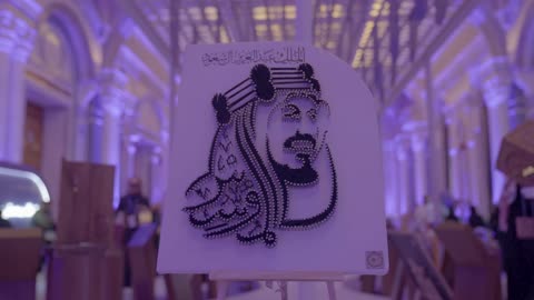 رسم صورة الملك عبد العزيز ال سعود بفن المسامير والخيوط، دعم المملكة العربية السعودية للمشاريع الناشئة، المؤتمر العالمي لريادة الأعمال من 21 إلى 23 ديسمبر 2025 في مركز الملك عبدالعزيز الدولي للمؤتمرات في الرياض، مناقشة الابتكار والتقنية الحديثة