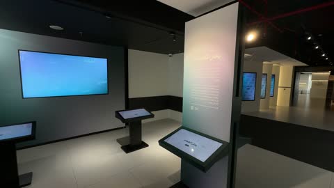 معرض اللغة العربية للكبارفى مقر مجمع الملك سلمان العالمي للغة العربية في حي الورود بالرياض يوم ١١ من ديسمبر 2025، تحقيق رؤية السعودية 2030 في المجال الثقافي،  أنشطة ثقافية وفكرية متنوعة، تعزيز مهارة اللغة والتواصل لدى البالغين