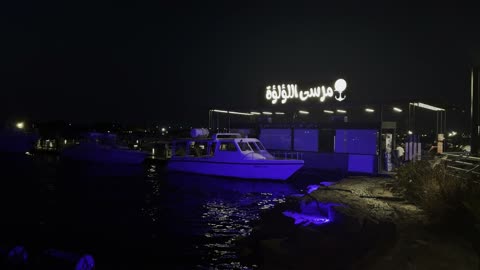 مجموعة من المطاعم في الواجهة البحرية أبحر، ممشى بحري وشواطئ رملية، بحر أبحر شمال مدينة جدة في المملكة العربية السعودية أخ ديسمبر ٢٠٢٥ ، الخليج السياحي ،تصوير لكورنيش ابحر جدة ، اماكن ومعالم سياحية