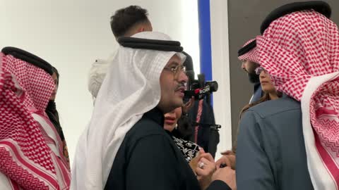 تفاعل مباشر مع الزوار فى معرض المصممين والمصممات فى المنطقة الشرقية يوم 29 من ديسمبر 2025 ، المملكة العربية السعودية، منصة إبداعية للأزياء والتصميم ، أحدث صيحات الموضة والإكسسوارات، إبراز الهوية والابتكار