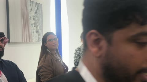 Documentation of the Designers and Design Exhibitors Exhibition in the Eastern Province on December 29, 2025, Saudi Arabia, a creative platform for fashion and design, the latest trends in fashion and accessories, direct interaction with visitors, highlighting identity and innovation, an upscale atmosphere inside the exhibition.