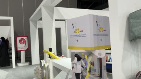 جمعية لدعم الاطفال المرضي بالسرطان فى معرض المصممين والمصممات فى المنطقة الشرقية يوم 29 من ديسمبر 2025 ، المملكة العربية السعودية، منصة إبداعية للأزياء والتصميم ، إبراز الهوية والابتكار، أحدث صيحات الموضة والإكسسوارات ، أجواء راقية داخل المعرض