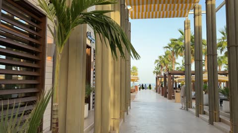 جلسات مطلة على البحر،  وجهة ساحلية شاطئية عائلية ،  سولت البحر بكورنيش الخبر فى المنطقة الشرقية ،  المملكة العربية السعودية، مطاعم ومقاهي سياحية ،  أجواء هادئة وتجربة استرخاء مميزة، فعاليات وأنشطة ترفيهية