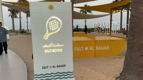 فعاليات وأنشطة ترفيهية فى سولت البحر بكورنيش الخبر فى المنطقة الشرقية ،  المملكة العربية السعودية ، جلسات مطلة على البحر ، مطاعم ومقاهي سياحية ، وجهة ساحلية شاطئية عائلية  ، أجواء هادئة وتجربة استرخاء ممتعه