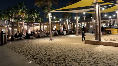 فعاليات وأنشطة ترفيهية فى سولت البحر بكورنيش الخبر فى المنطقة الشرقية ،  المملكة العربية السعودية ، جلسات مطلة على البحر ، مطاعم ومقاهي سياحية ، وجهة ساحلية شاطئية عائلية  ، أجواء هادئة وتجربة استرخاء ممتعه