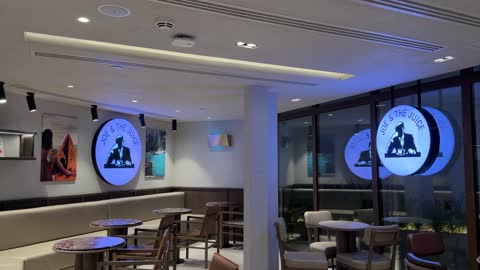 مطاعم ومقاهي سياحية ، سولت البحر بكورنيش الخبر فى المنطقة الشرقية ،  المملكة العربية السعودية ، فعاليات وأنشطة ترفيهية ،وجهة ساحلية شاطئية عائلية  ،  أجواء هادئة وتجربة استرخاء ممتعه، جلسات مطلة على البحر