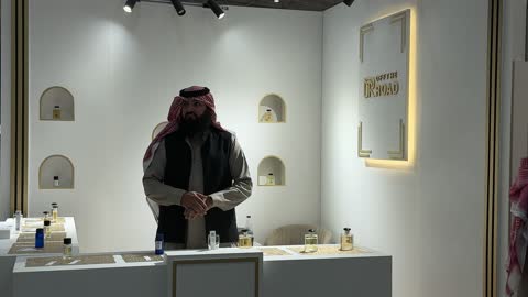 تجربة تسوق مميزة  فى معرض العود الأزرق والعطور الدولى فى مركز الرياض الدولي للمعارض والمؤتمرات يوم 25 من ديسمبر 2025، المنتجات العطرية الفاخرة، ماركات عالمية ومحلية