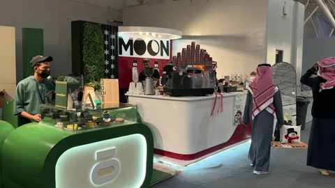 تجربة تسوق مميزة  فى معرض العود الأزرق والعطور الدولى فى مركز الرياض الدولي للمعارض والمؤتمرات يوم 25 من ديسمبر 2025، المنتجات العطرية الفاخرة، ماركات عالمية ومحلية