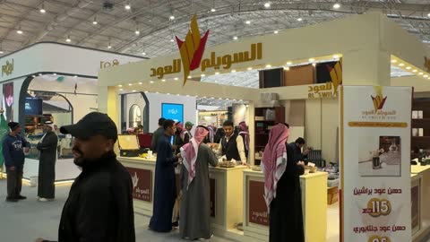 Visitors gathered at the Blue Oud and International Perfumes Exhibition at the Riyadh International Convention and Exhibition Center on December 25, 2025, featuring global and local brands, luxurious fragrance products, and a unique shopping experience.