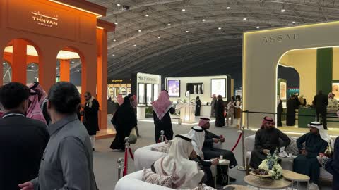 تجربة عطريه استثنائية فى معرض العود الأزرق والعطور الدولى فى مركز الرياض الدولي للمعارض والمؤتمرات يوم 25 من ديسمبر 2025 ، ماركات عالمية ومحلية ،المنتجات العطرية الفاخرة