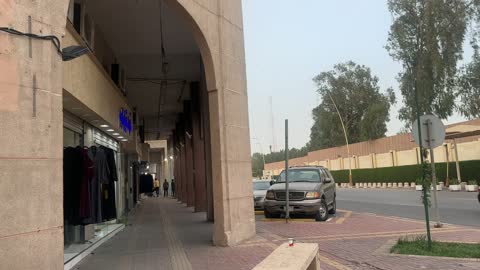 سوق الحب في الدمام بالمنطقة الشرقية، المملكة العربية السعودية، التراث الثقافي والتجارة التقليدية ، المحلات والبضائع المحلية التجارية، اكشاك الطعام المختلفة