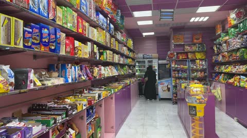 التراث الثقافي والتجارة التقليدية  فى سوق الحب في الدمام بالمنطقة الشرقية، المملكة العربية السعودية،  المحلات والبضائع المحلية التجارية ، اكشاك الطعام المختلفة