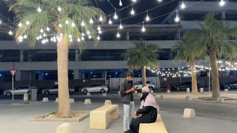 التراث المتجدد ووجهة التسوق الأولى للمجوهرات والذهب، سوق الحب في الدمام بالمنطقة الشرقية، المملكة العربية السعودية، المحلات والبضائع المحلية التجارية ، اكشاك الطعام المختلفة