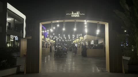 فعالية لقمة بمدينة جدة ، الحلويات والمخبوزات الحجازية العريقة ، أجواء عائلية وشعبية، احتفاء بالنكهات المحلية ، تجربة تذوق فاخرة فى المملكة العربية السعودية