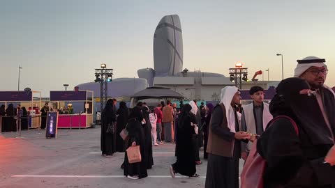 Visitors gathered at a food festival in the outdoor gardens of Ithra in Dhahran, Eastern Province, Saudi Arabia, on December 28, 2025. International and local restaurants, enjoyable outdoor seating, a global dining experience, and family-friendly and entertaining atmosphere.