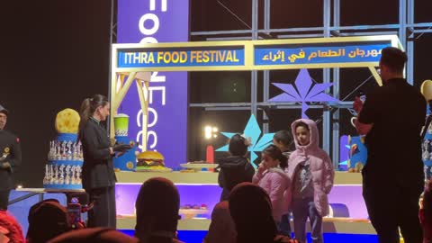 تقديم تجربة طعام عالمية  فى مهرجان للطعام فى حدائق إثراء الخارجية بالظهران، الشرقية ، المملكة العربية السعودية، يوم 28 من ديسمبر 2025  ،  مطاعم دولية ومحلية ،  جلسات خارجية ممتعه ، أجواء عائلية وترفيهية