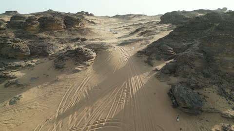 1766564150o4xgc2dWWD