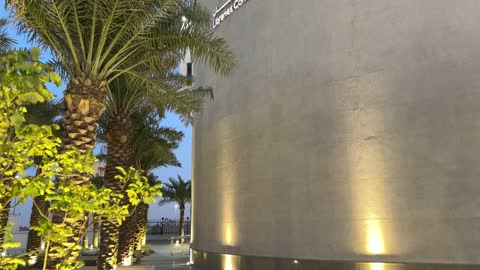 بيت الثقافة فى الدمام بالمنطقة الشرقية، المملكة العربية السعودية، مكتبة الدمام العامة  ، معلم ثقافي ومعرفي يعزز الإبداع والفنون، فعاليات ثقافية ومجتمعية متنوعة، مساحات للمعارض وورش العمل، أنشطة تعليمية وتفاعلية لجميع الفئات، بيئة ملهمة تجمع الثقافة والمعرفة والفن.