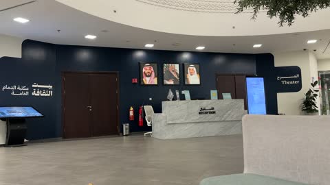 مساحات متنوعة وورش العمل فى بيت الثقافة فى الدمام بالمنطقة الشرقية، المملكة العربية السعودية، مكتبة الدمام العامة  ، معلم ثقافي ومعرفي يعزز الإبداع والفنون، فعاليات ثقافية ومجتمعية ، أنشطة تعليمية وتفاعلية لجميع الفئات، بيئة ملهمة تجمع الثقافة والمعرفة والفن.