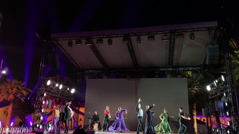 تجربة ثقافية وترفيهية متكاملة مستوحاة من الطابع الإسباني،عرض رقص شعبي اسباني فى فعالية الحي الإسباني في مركز الملك عبدالعزيز الثقافي العالمي "إثراء" بمدينة الظهران في المنطقة الشرقية، المملكة العربية السعودية، يوم 12 من يناير 2026،  رقصات فلامنكو وفعاليات تفاعلية، أجواء احتفالية نابضة بالحياة