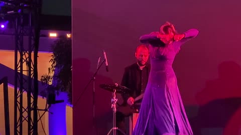 رقصة السيفيانا فى فعالية الحي الإسباني في مركز الملك عبدالعزيز الثقافي العالمي "إثراء" بمدينة الظهران في المنطقة الشرقية، المملكة العربية السعودية، يوم 12 من يناير 2026، تجربة ثقافية وترفيهية متكاملة مستوحاة من الطابع الإسباني، رقصات فلامنكو وفعاليات تفاعلية، أجواء احتفالية نابضة بالحياة