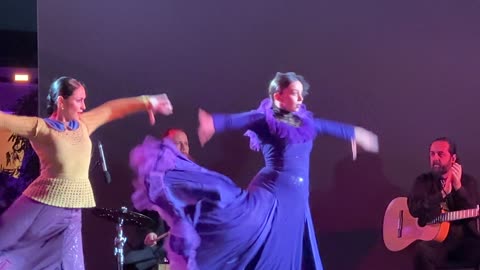 رقصة السيفيانا فى فعالية الحي الإسباني في مركز الملك عبدالعزيز الثقافي العالمي "إثراء" بمدينة الظهران في المنطقة الشرقية، المملكة العربية السعودية، يوم 12 من يناير 2026، تجربة ثقافية وترفيهية متكاملة مستوحاة من الطابع الإسباني، رقصات فلامنكو وفعاليات تفاعلية، أجواء احتفالية نابضة بالحياة