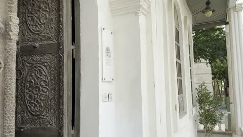 الشرفات والنوافذ الخشبية، الفنون المعمارية في المدينة التاريخية في جدة، الحارات والتصاميم الشعبية، الأماكن السياحية في المملكة العربية السعودية، المباني الأثرية القديمة، مشاريع إعادة إحياء المنطقة