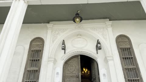 بيت السيد عبد الله عباس الشربتلي أحد أبرز المعالم التاريخية والثقافية في جدة التاريخية في المملكة العربية السعودية، تأسس عام ١٣٣٥ ه، معلومات في إطار تعليمي أو بحثي، المستندات الشخصية والرسمية، مقتنيات تذكارية وعناصر ذات قيمة ثقافية.