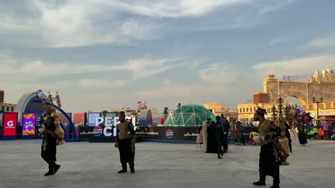 المدينة العالمية في المنطقة الشرقية مرحلتها الأولى في 29 ديسمبر 2025 في المملكة العربية السعودية،  16 دولة تعرض ثقافاتها ومنتجاتها ضمن الفعالية، مسرح للفعاليات الكبرى، رافداً للتنمية الاقتصادية والفرص الوظيفية