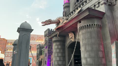 A castle with Gothic design and statues of a dragon and a wolf, contributing to economic development and job opportunities, the global city in the Eastern Province will have its first phase on December 29, 2025, in the Kingdom of Saudi Arabia, a venue for major events, with 16 countries showcasing their cultures and products as part of the event.