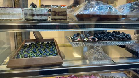 الفن في تقديم الحلويات، وجهة سياحية وترفيهية عالمية، المدينة العالمية في المنطقة الشرقية مرحلتها الأولى في 29 ديسمبر 2025 في المملكة العربية السعودية، مسرح للفعاليات الكبرى، 16 دولة تعرض ثقافاتها ومنتجاتها ضمن الفعالية