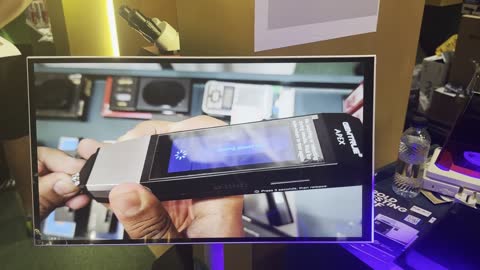 A modern electronic display screen at the Gold and Jewelry Exhibition in Jeddah, Saudi Arabia, on January 12, 2026, a specialized commercial event that brings together the most prominent gold and jewelry houses, featuring local and international brands, the latest trends in gold jewelry and gemstones, an upscale atmosphere, and a unique shopping experience for luxury enthusiasts.