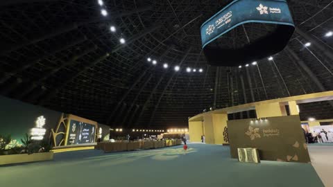 مشاركة علامات تجارية محلية وعالمية  فى معرض الذهب والمجوهرات بمدينة جدة، المملكة العربية السعودية، يوم 12  من يناير 2026 ، فعالية تجارية متخصصة تجمع أبرز دور الذهب والمجوهرات، أحدث صيحات المشغولات الذهبية والأحجار الكريمة ، أجواء راقية وتجربة تسوق مميزة لعشاق الفخامة.