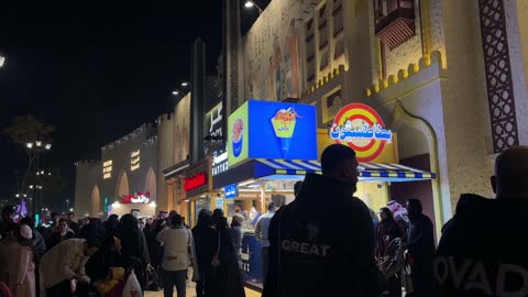 مطاعم ومقاهي متعددة فى القرية العالمية فى المنطقة الشرقية، المملكة العربية السعودية، يوم 29 من ديسمبر 2025 ، علامات تجارية محلية وعالمية ، عروض فنية وشعبية ، أنشطة عائلية وتجارب تفاعلية، فعالية ثقافية وترفيهية متكاملة،  التنوع الثقافي والترفيه