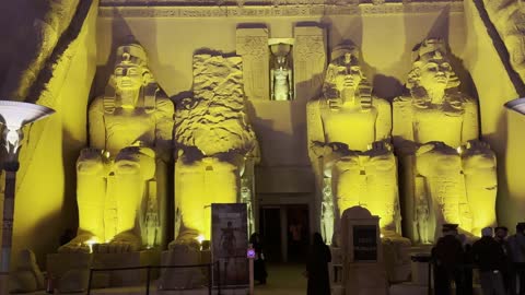 مكان ترفيهي عائلي، الجناح المصري في بوليفارد الرياض في شمال الرياض في المملكة العربية السعودية، وجهة ترفيهية ضخمة، تجربة تجمع بين التسوق والترفيه والمأكولات العالمية والمحلية، من11 أكتوبر 2025 حتى 2 مايو 2026