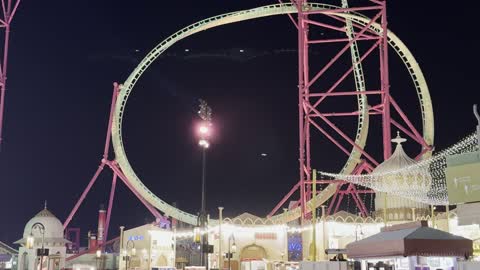 ملاهي بوليفارد الرياض في شمال الرياض في المملكة العربية السعودية، مكان ترفيهي عائلي، وجهة ترفيهية ضخمة، تجربة تجمع بين التسوق والترفيه والمأكولات العالمية والمحلية، من11 أكتوبر 2025 حتى 2 مايو 2026