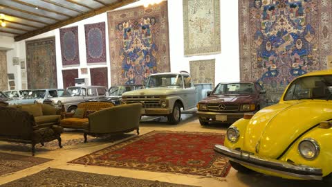 معلم تراثي وثقافي يعرض تاريخ الأزياء والحلي التقليدية، مقتنيات نادرة من الملابس الشعبية والمجوهرات، متحف الفوة والجوهرة في المنطقة الشرقية، المملكة العربية السعودية، توثيق للحرف اليدوية والهوية السعودية، تجربة ثقافية تعليمية، أجواء تراثية تعكس أصالة الماضي.