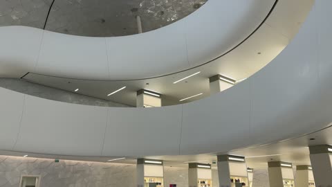 معلم ثقافي مشهور، مكتبة اثراء في مدينة الظهران بالمنطقة الشرقية في المملكة العربية السعودية، مركز الملك عبدالعزيز الثقافي العالمي،  منارة للثقافة والفكر،  معارض ومكتبات،  الفن الهندسي المعماري ، السياحة في السعودية