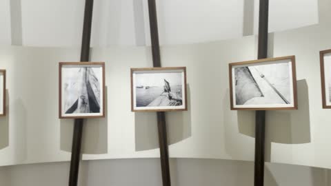 معلم ثقافي ومعرفي يوثق تاريخ الملاحة والبيئة البحرية، متحف البحر الأحمر بمدينة جدة، المملكة العربية السعودية، يوم 6 من ديسمبر 2025 ، معروضات وخرائط تفاعلية تحكي قصة البحر الأحمر، تراث بحري وصناعات تقليدية، تجربة تعليمية وسياحية، وجهة ثقافية تعكس هوية جدة الساحلية.