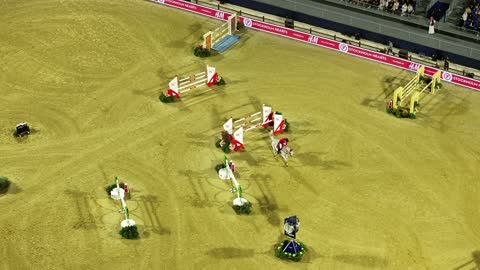 A strong competition among the elite global riders, stands for the audience and tent structures, the Longines Global Champions Tour took place in Riyadh, Saudi Arabia, the final and concluding round of the season, an international series that brings together the best equestrian athletes in the world.