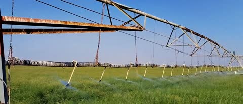 ذراع الري المحوري لري الارض الزراعية، مزرعة أعلاف مدينة جيزان جنوب المملكة العربية السعودية، المحافظة على الموارد المائية