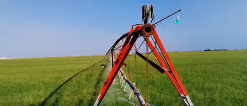 ذراع الري المحوري لري الارض الزراعية، مزرعة أعلاف مدينة جيزان جنوب المملكة العربية السعودية، المحافظة على الموارد المائية