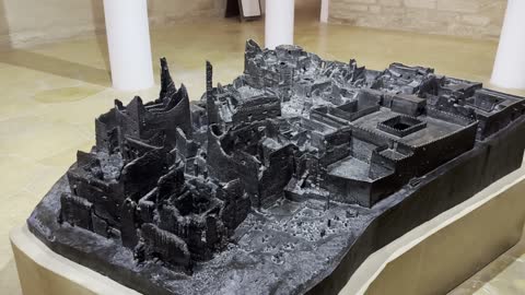 معالم أثرية تاريخية قديمة، المباني والبيوت الأثرية الطينية في الدرعية القديمة بمدينة الرياض، مجسم مصغر لأسوار قصر سلوى في البجيري في حي الطريف، تأسيس الدولة السعودية الأولى 1727م، الأماكن السياحة التراثية في الممكلة العربية السعودية