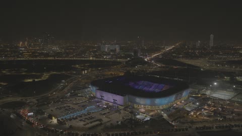 تصوير درون لملعب الأول بارك في مدينة الرياض، المدينة المالية في المملكة العربية السعودية، مكان مشهور في المملكة