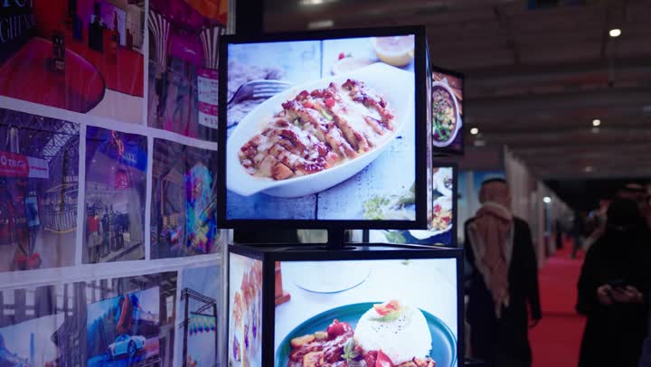 حامل عرض دوار فى معرض البيت الصينى, تعزيز التعاون التجاري بالرياض يوم ٢٢ من ديسمبرفى المملكة السعودية ، فرص تجارية واستثمارية واعدة , تجربة وصفة طعام جديدة