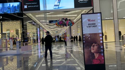 مول ويستفيلد الدمام التصميم الداخلي ومركز التسوق