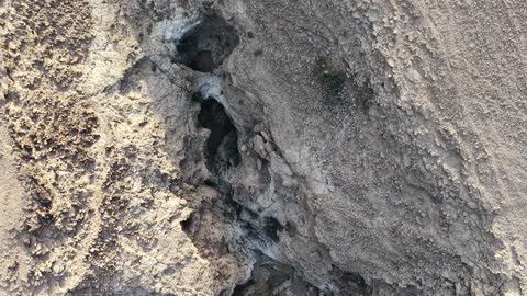 منظر جوي لصدع أخدود في الصحراء